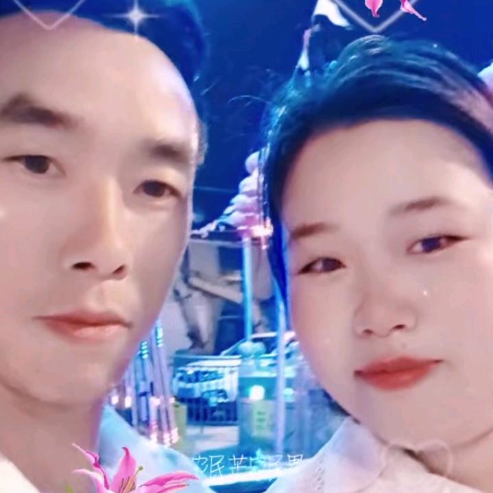 黄巧萍((晚上7点：20分开直播))