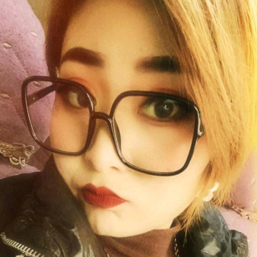 莫念