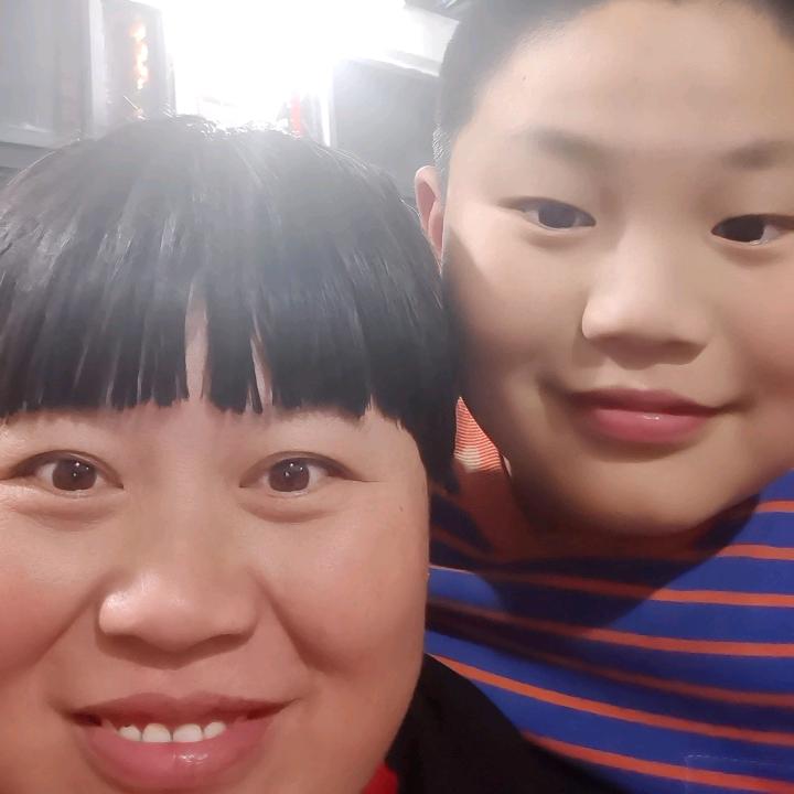 小鑫朵朵