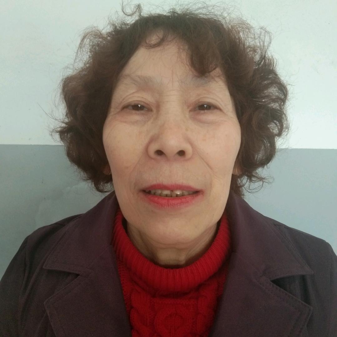 何大姐每天10点左右小号开播