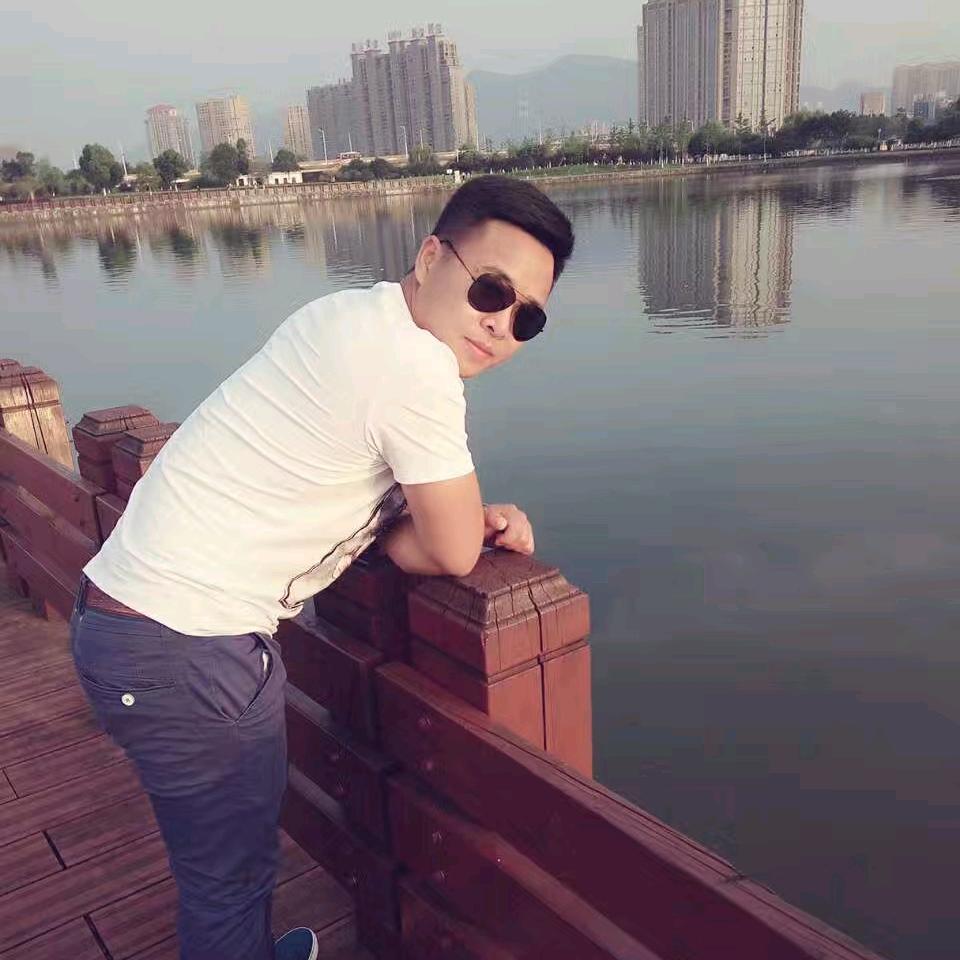 阿龙Long