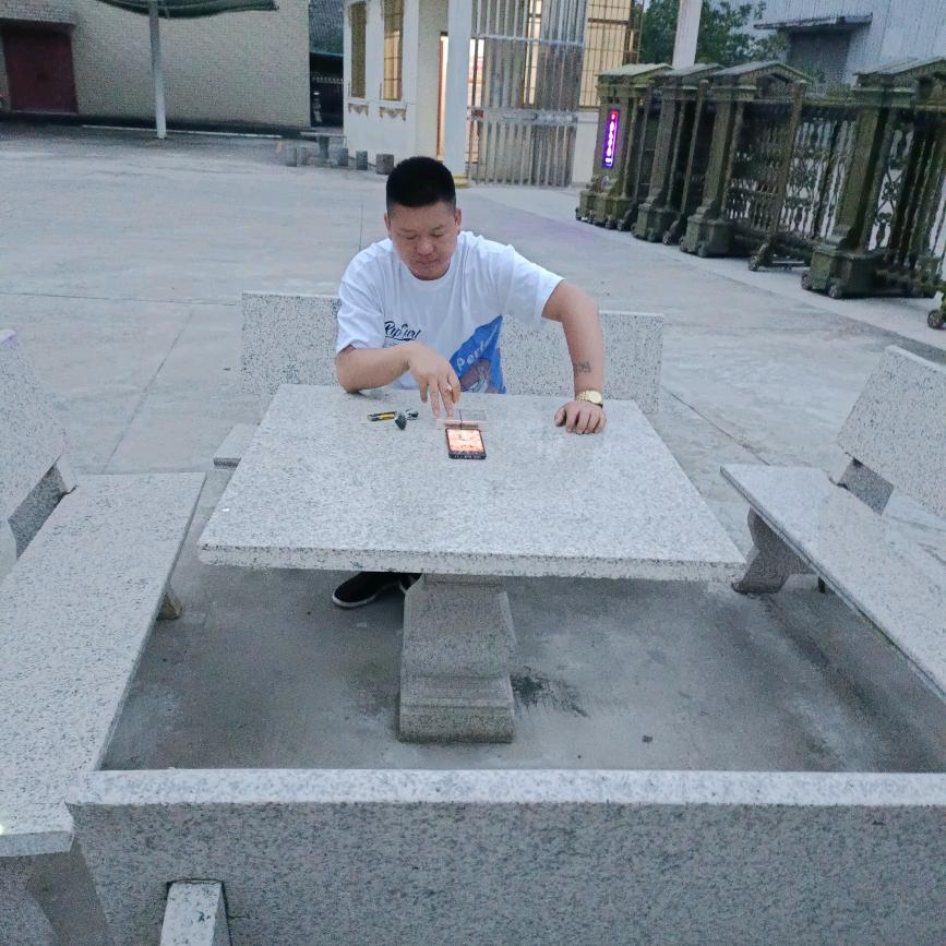 猜不透的人心。