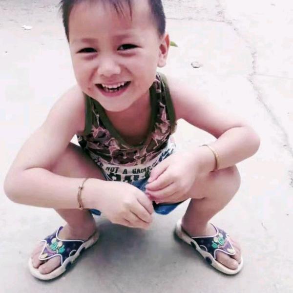 盛记酱香饼一鸡叉骨