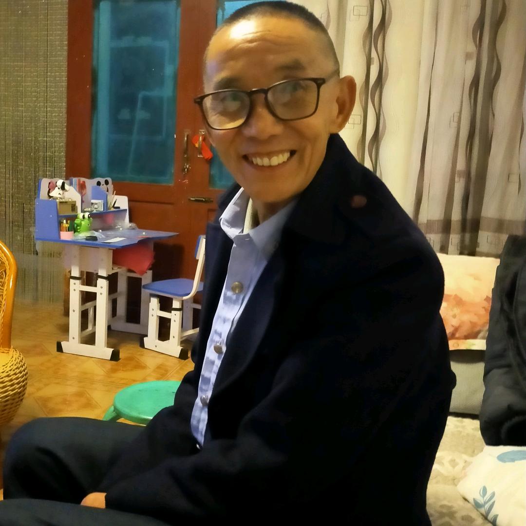 史有福