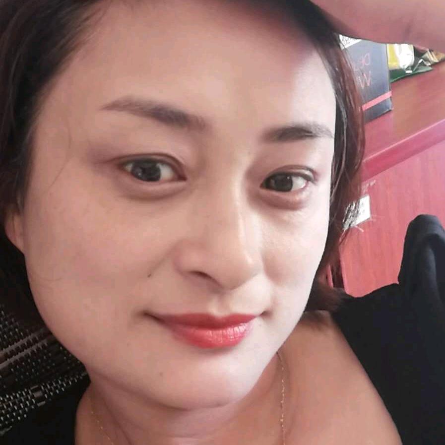 苗集子春烧烤，艳子