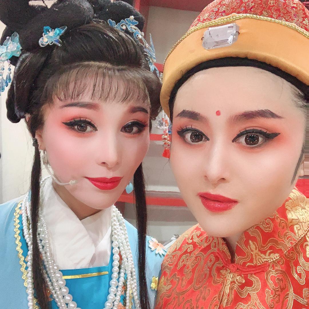 Ay巧巧