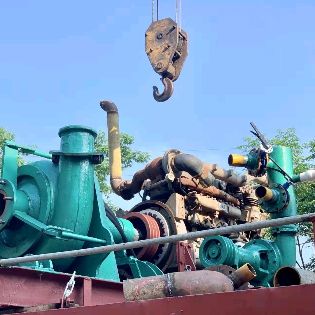 龙哥抽沙设备厂