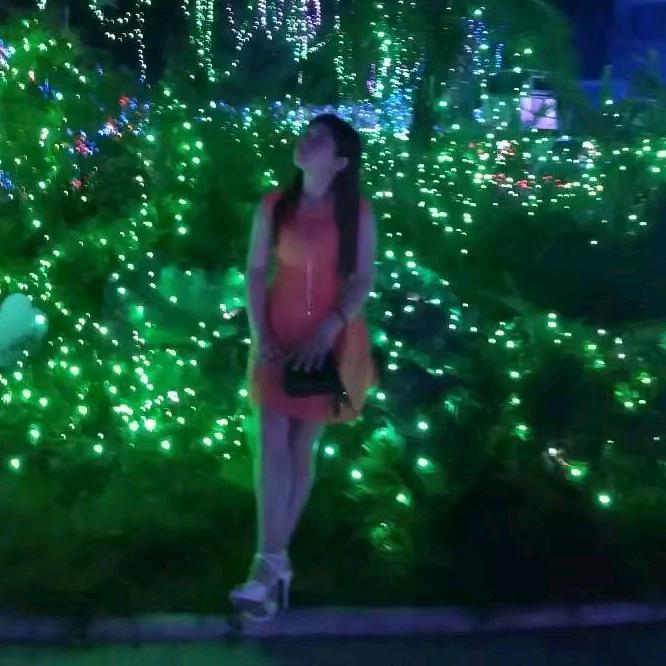执笔写下情