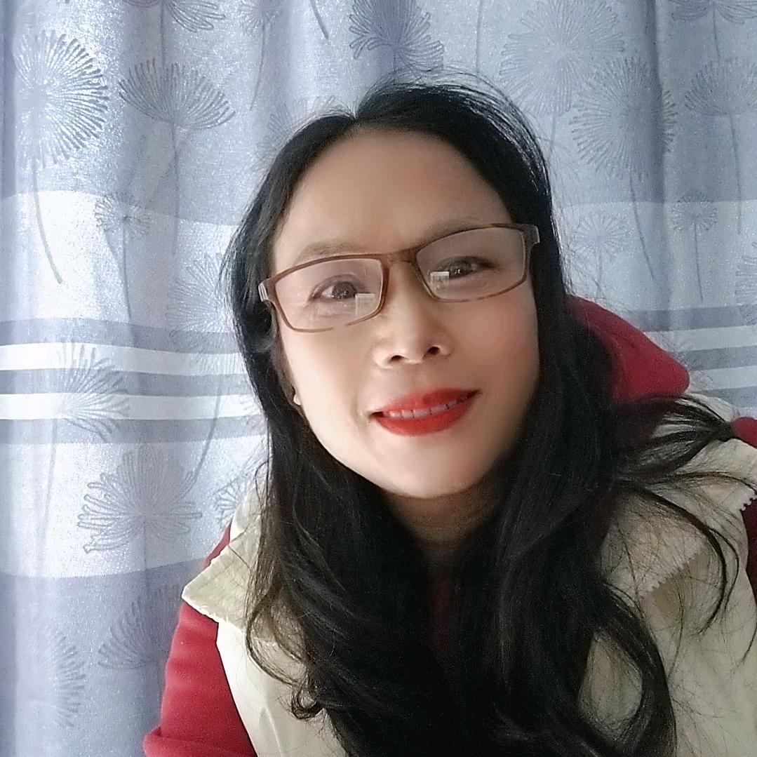 努力挣钱的妞