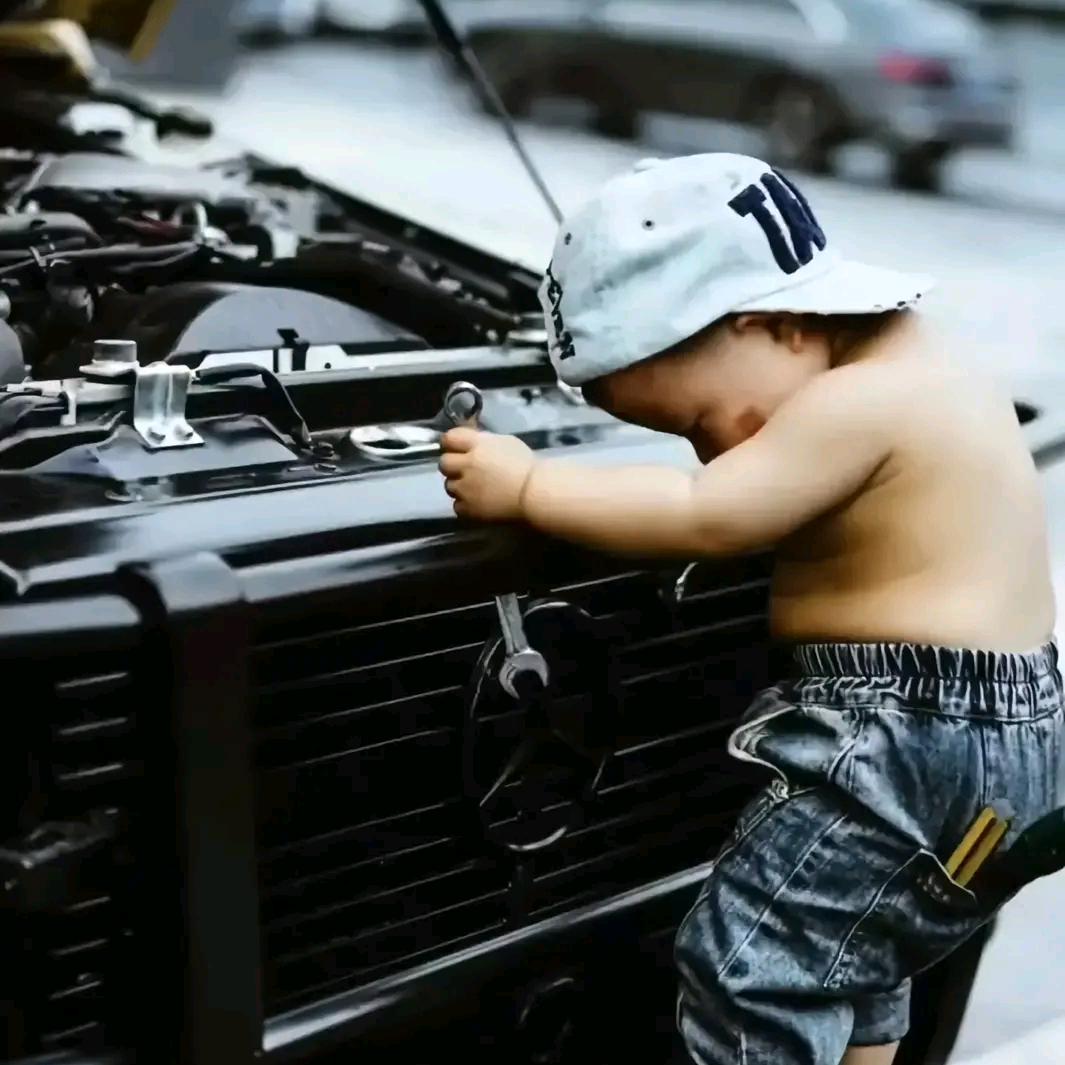 专业钣金喷漆，事故维修，