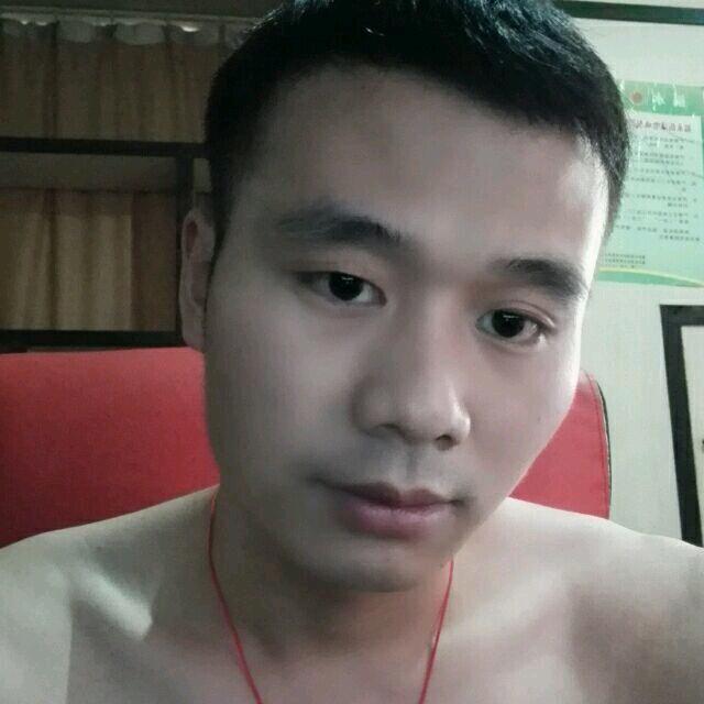 永新德诚服饰徐坤