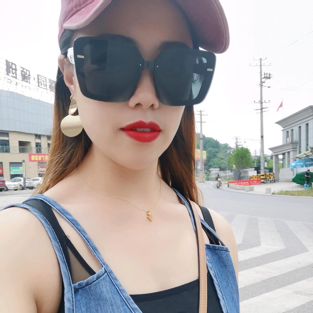 👉👉我是二丫头