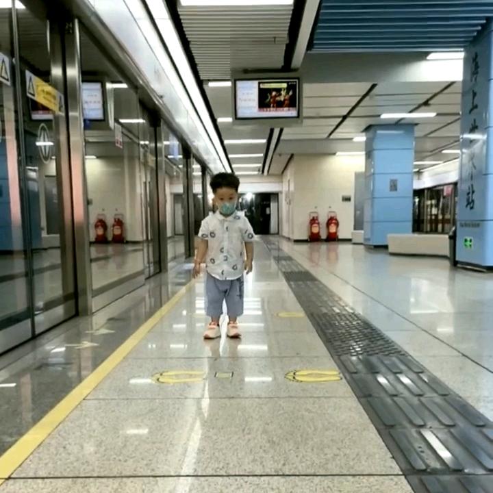 牢记使命