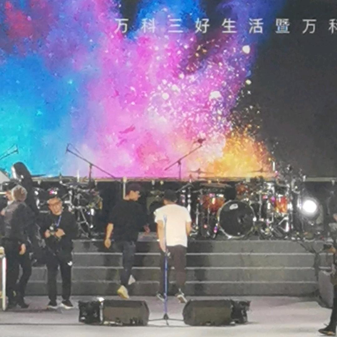 小磊