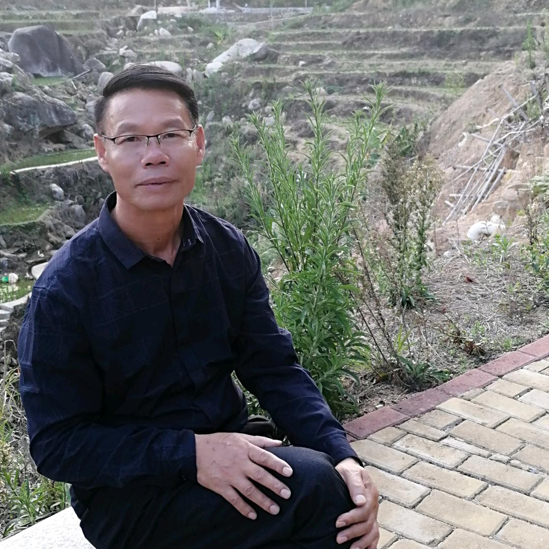 何清