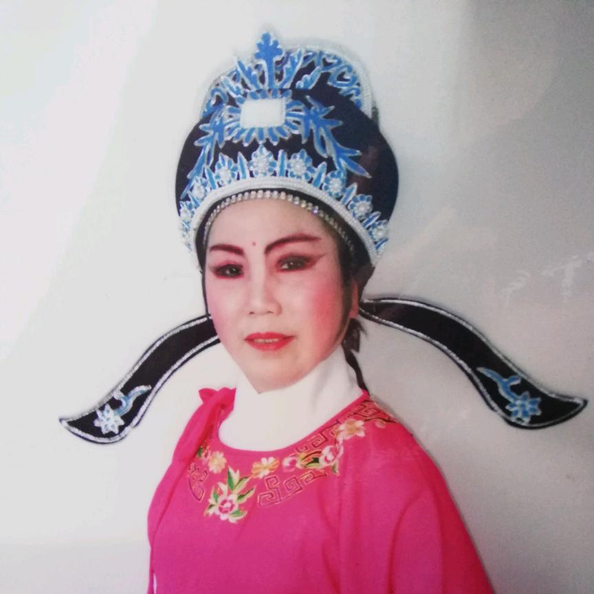 小佩