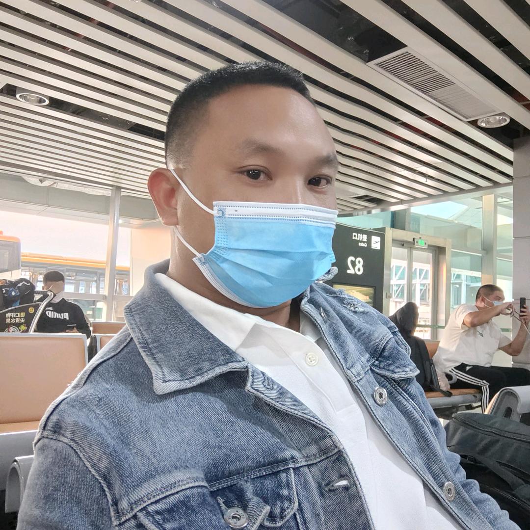 游哥搅拌车自卸车
