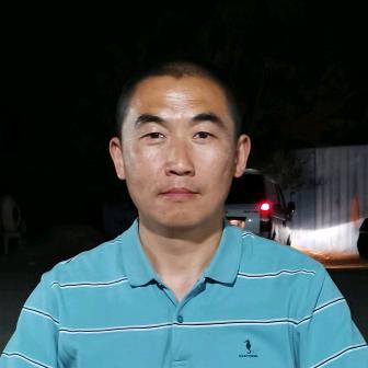 亮亮哥