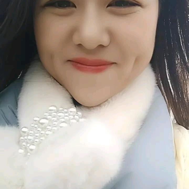 @月月最懂你 ❣️如梦如幻月（