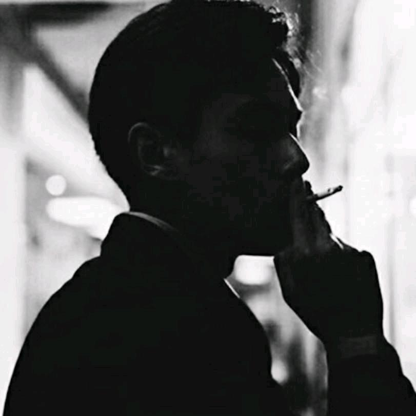 别逗我笑了