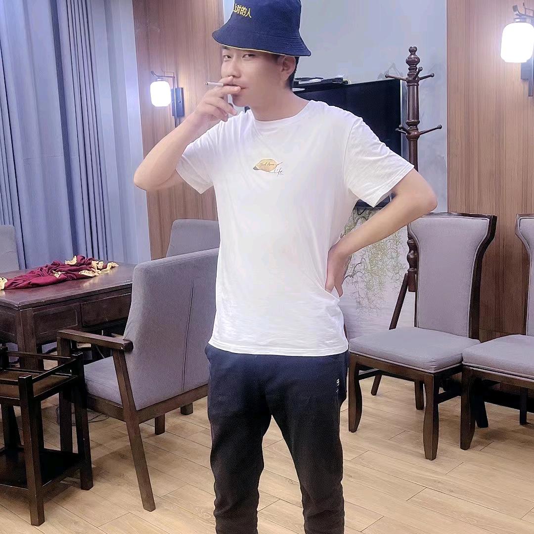 蛋～碎了一地