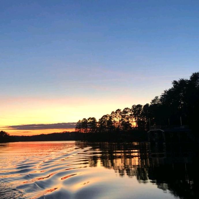 大本事钓鱼用品