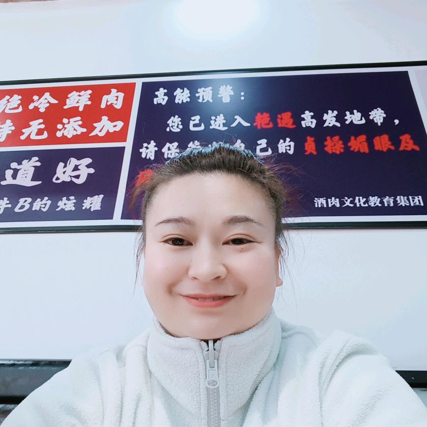 大浪碳火烤肉，鲜牛酒场，牛肉鲜切更好吃。