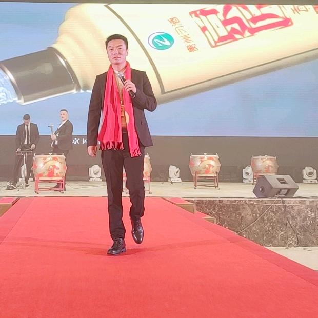 蒋良平