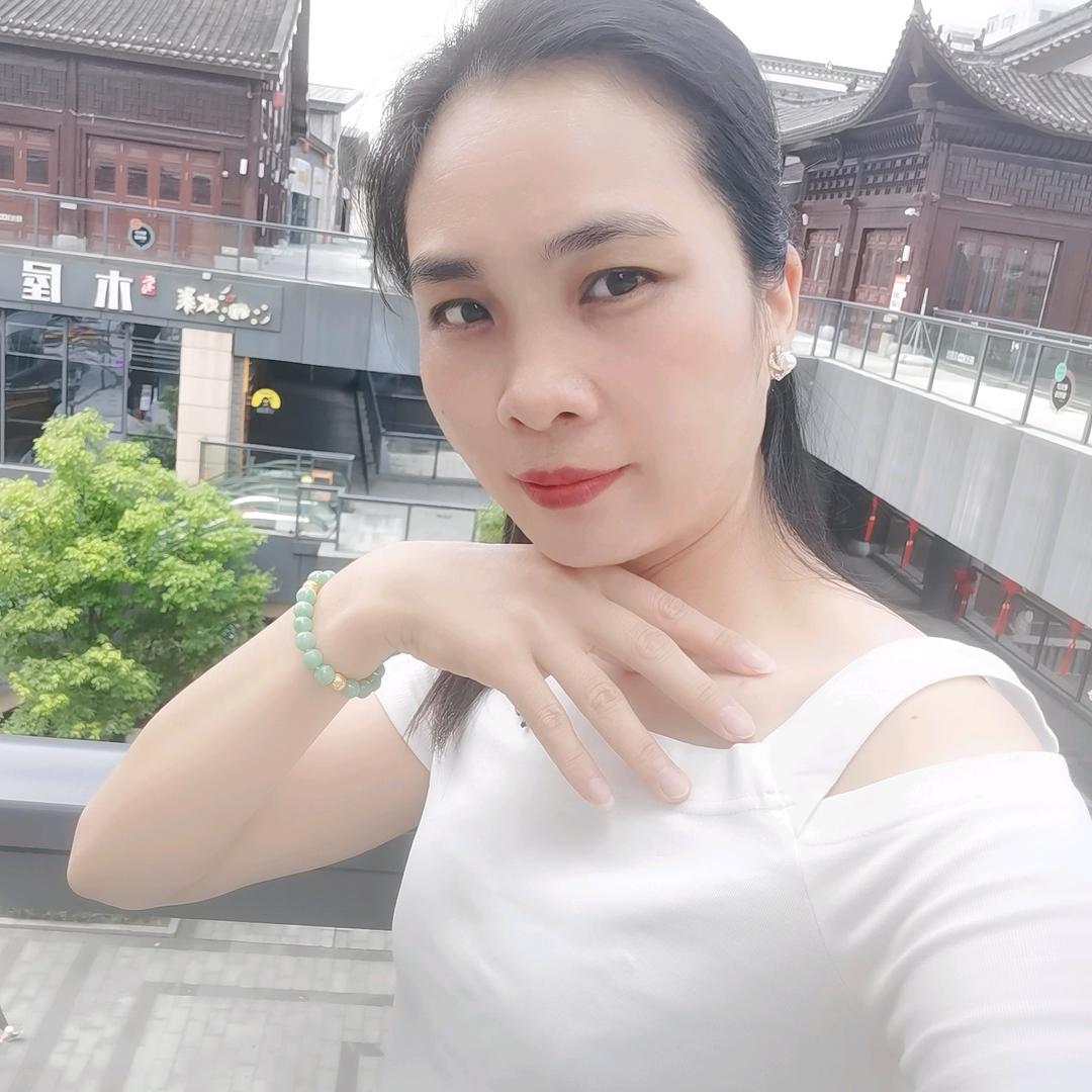 香香🌼🌼🌼