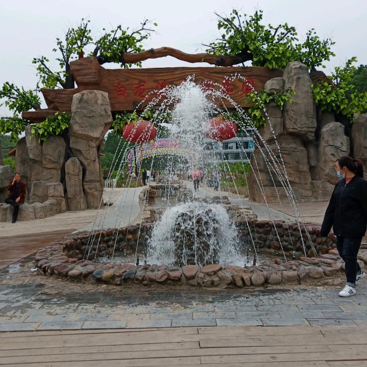 沉默不语