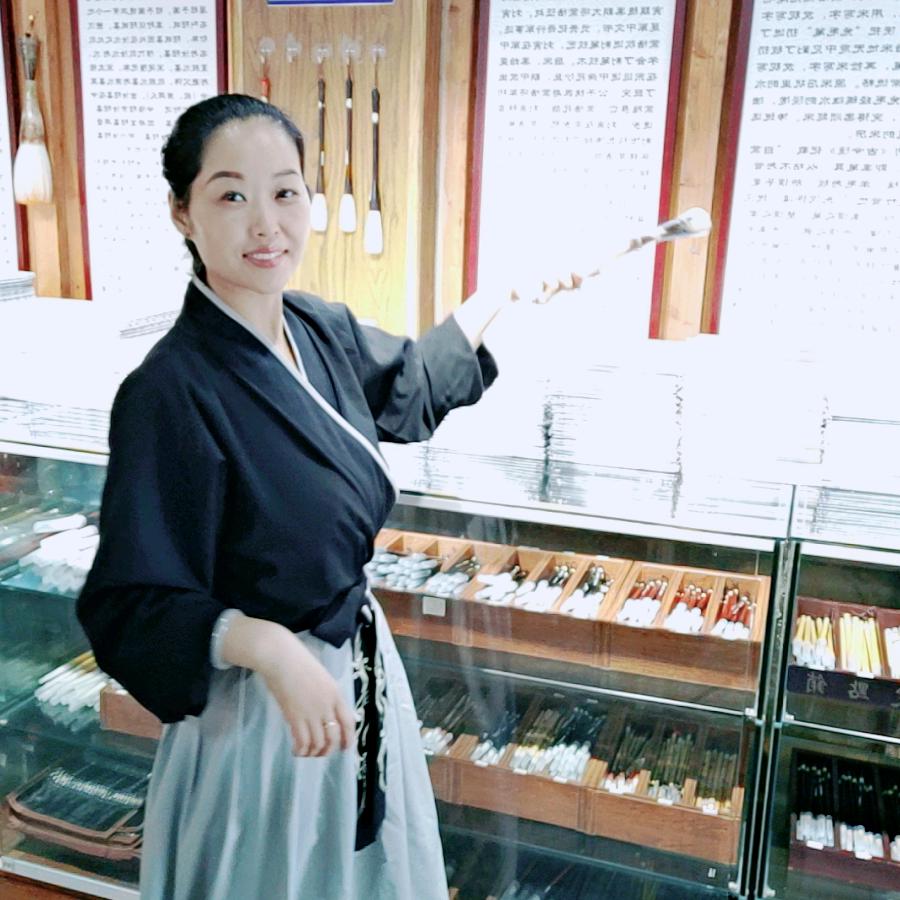 古城 娜娜