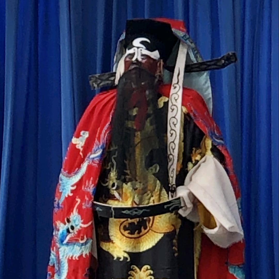 戏歌张霞