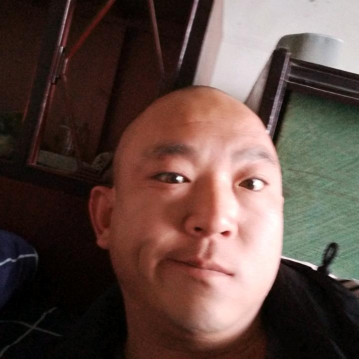 不能向生活低头