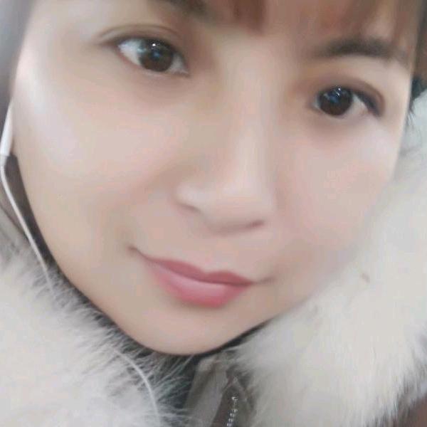 何丽娃