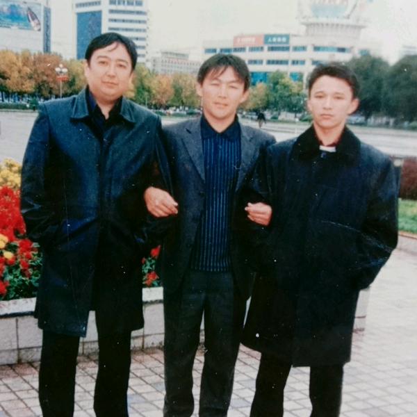 阿布得巴哈提·苏里坦别克