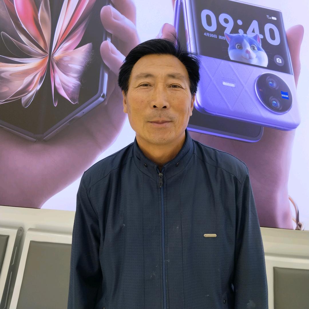 货车哥（每天18点40直播）
