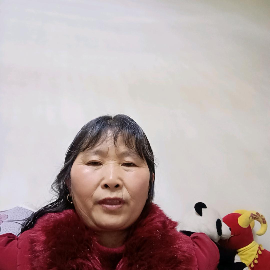 快乐岳三姐