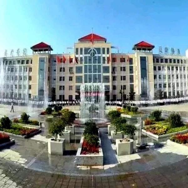 怀仁市峪宏中学