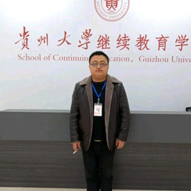 王富荣