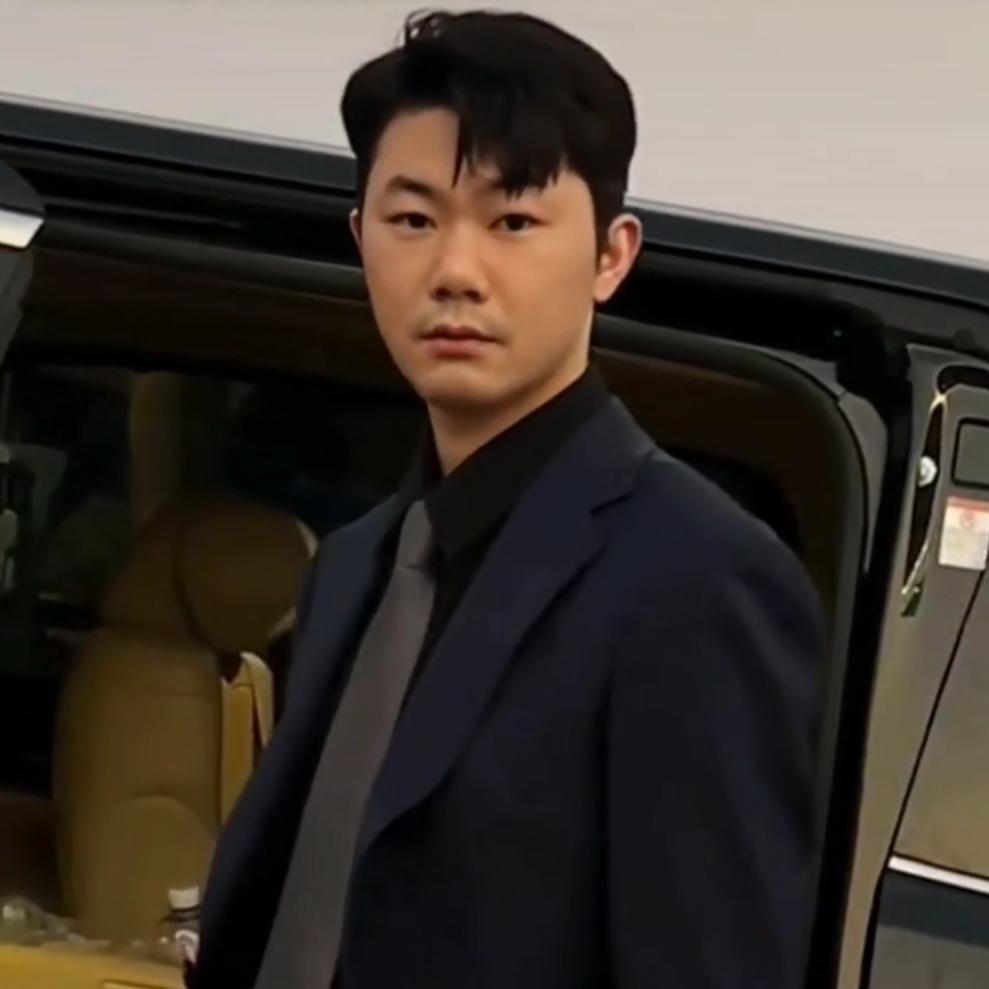 钞票很多张$先生