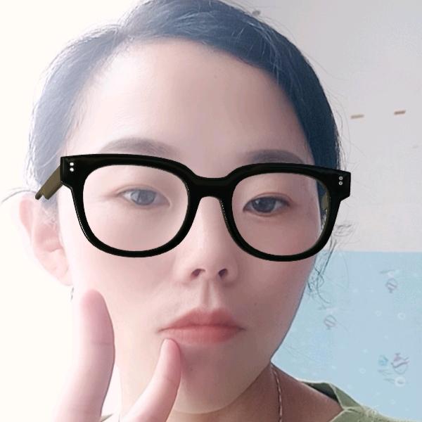 香菜Chilly，✌