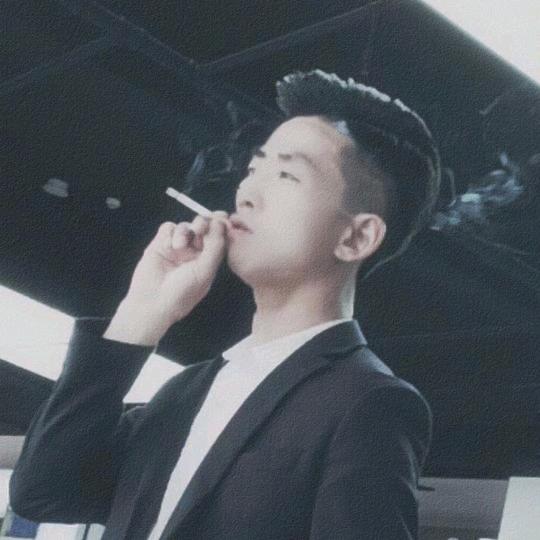 卖房的小哥哥