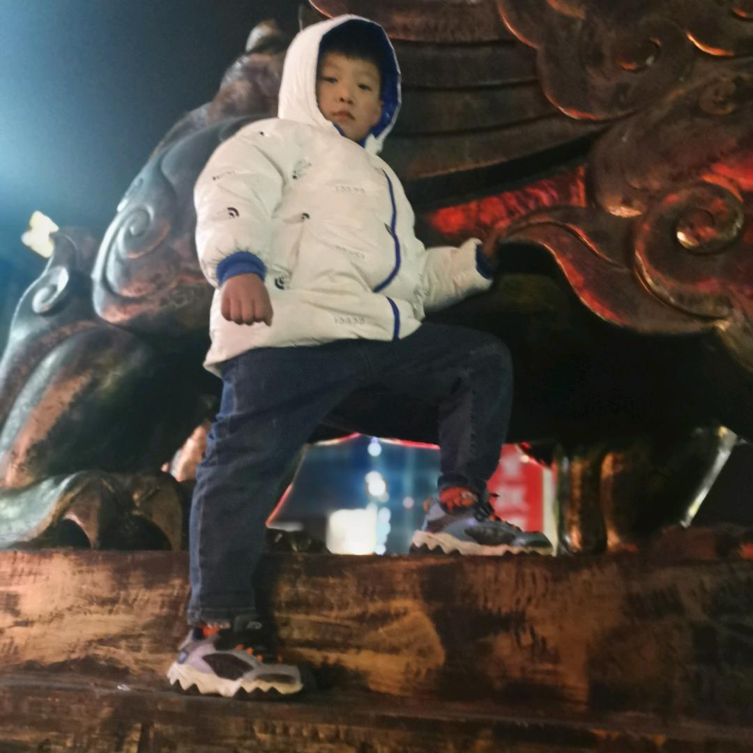 青春一去沧桑笑