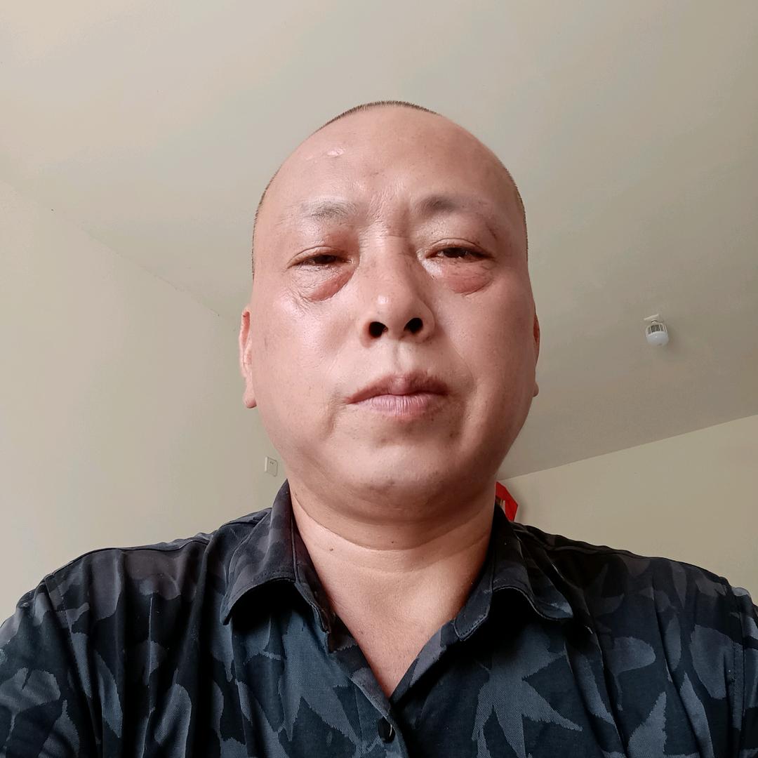 西南村葡萄园   张斌