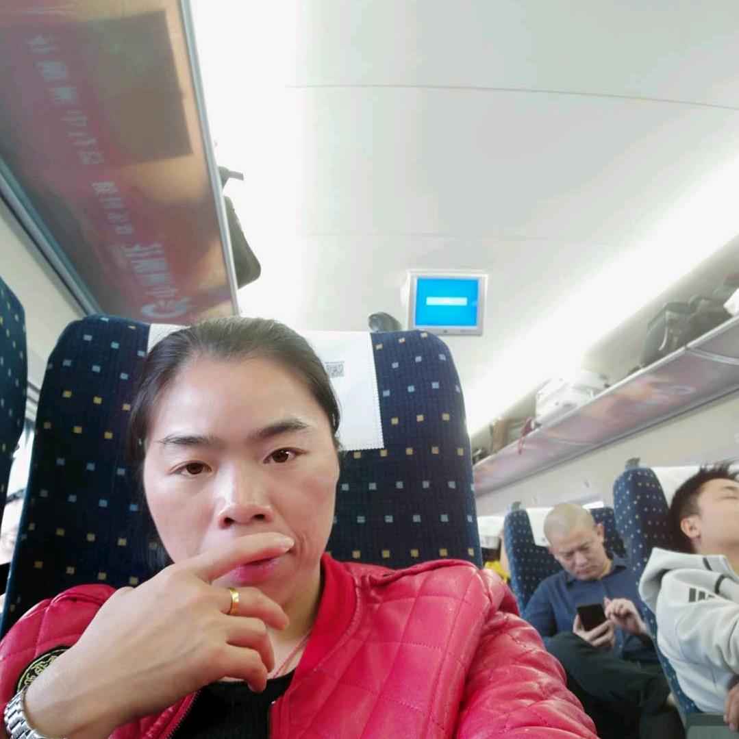 阿兰洋妞