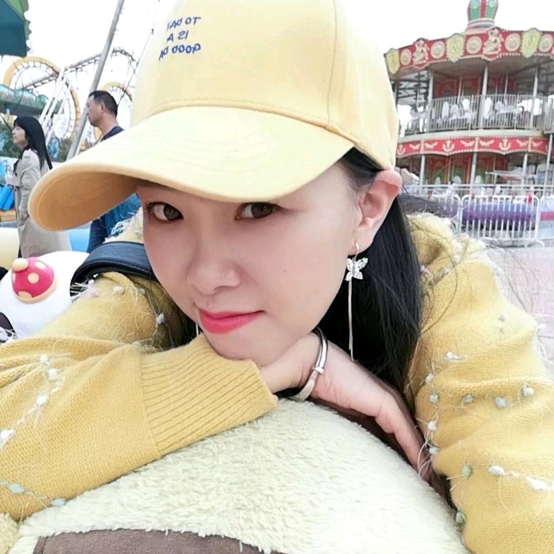 梓琪玲儿