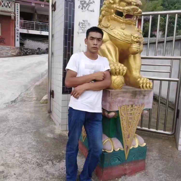 顾福顺桂花乡滥坝村森林防火人人有责