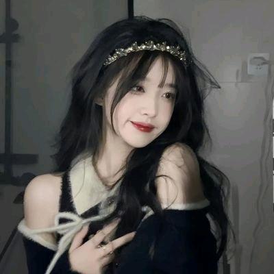 @小秋.