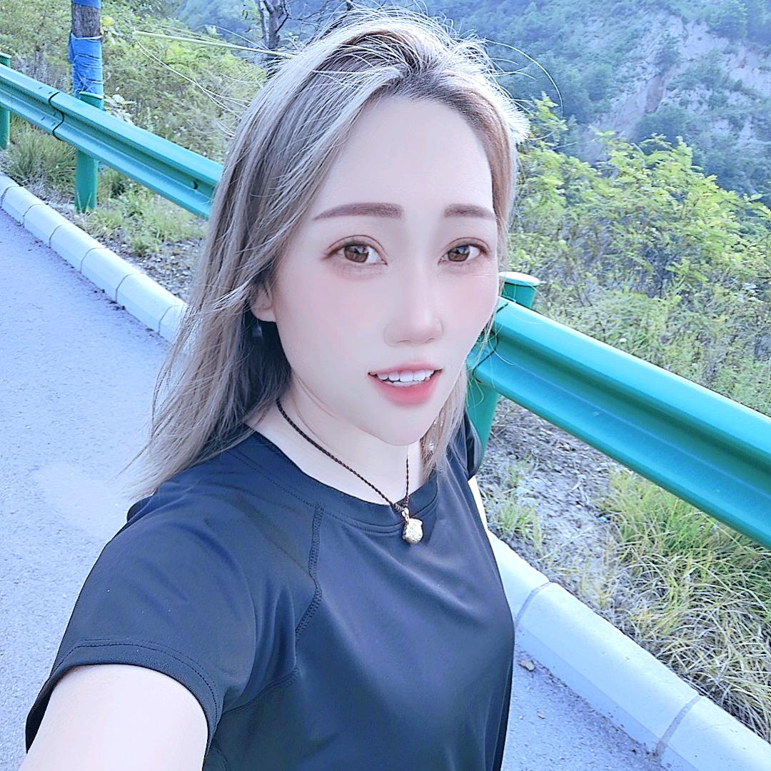 延巧琳