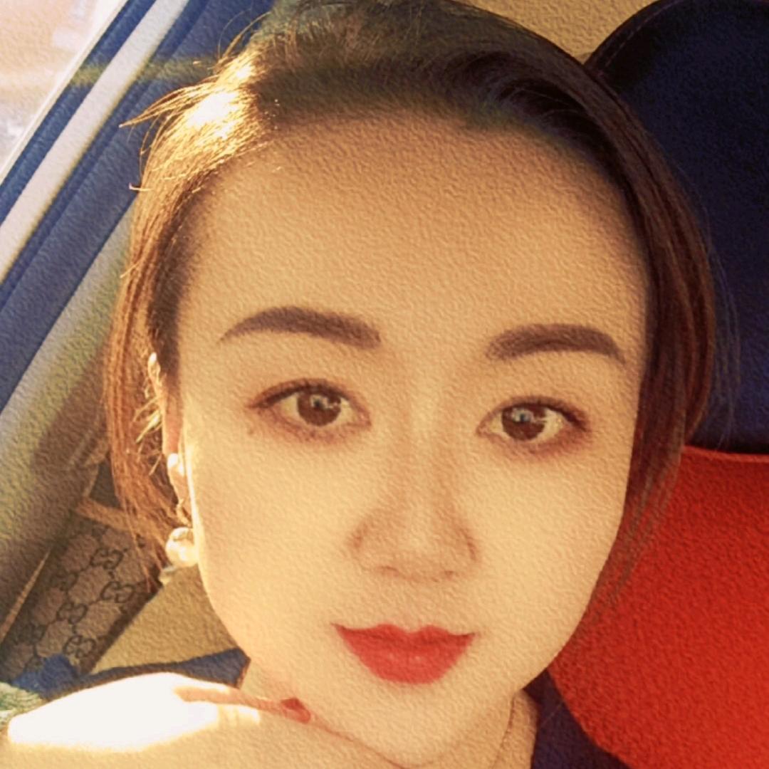 爱跳舞的老板娘